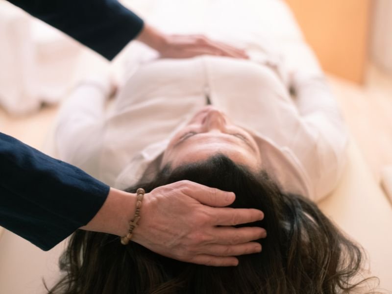 Beneficios da Terapia Holistica em Curitiba Um Caminho para a Saude Integrada